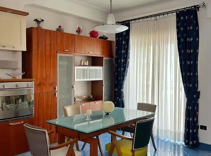 Augusto Feriehus Capri